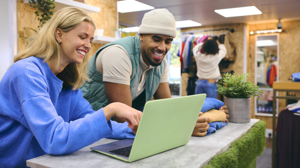 how to sell on shopify